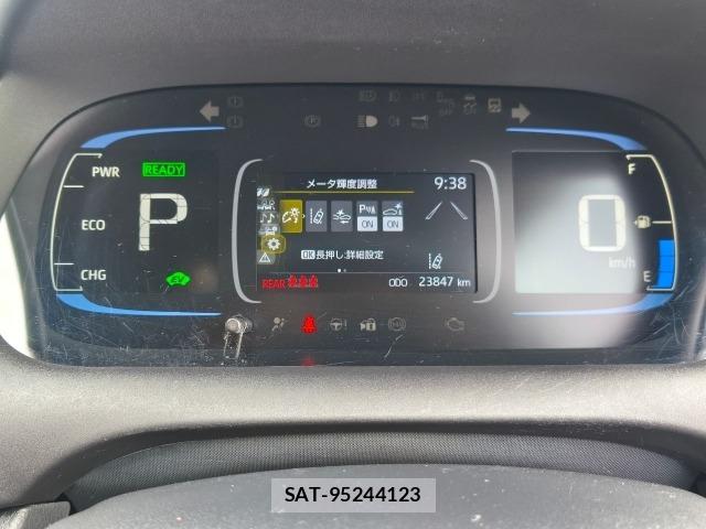 Toyota AQUA 2021 7956477-15