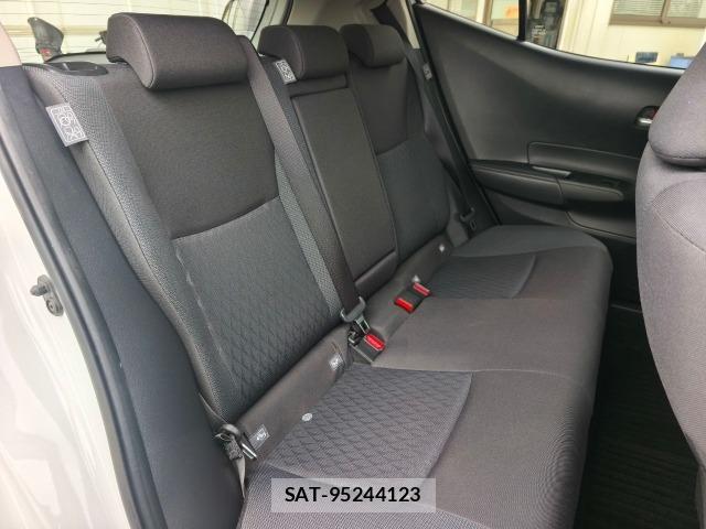 Toyota AQUA 2021 7956477-4