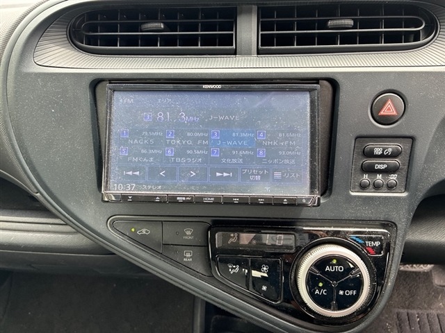 Toyota AQUA 2018 7956534-4