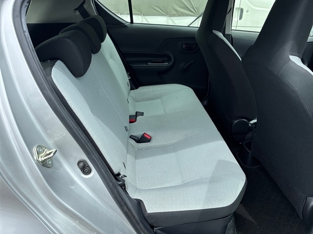 Toyota AQUA 2018 7956534-6