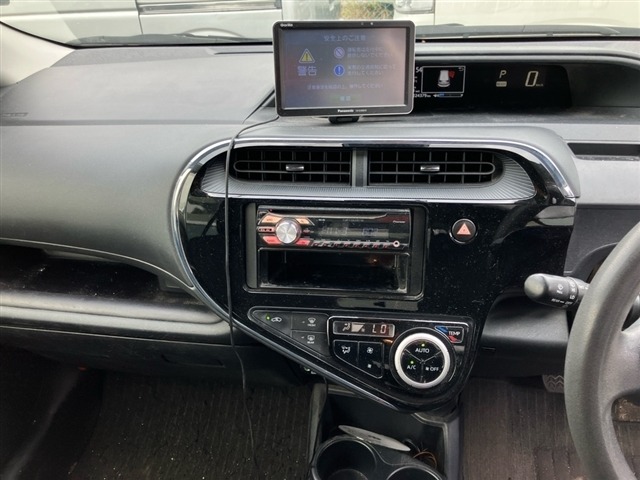 Toyota AQUA 2019 7956554-4