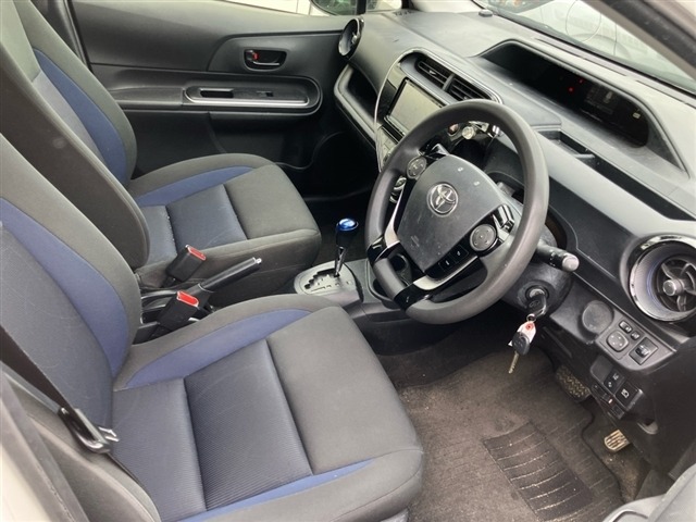 Toyota AQUA 2019 7956560-5