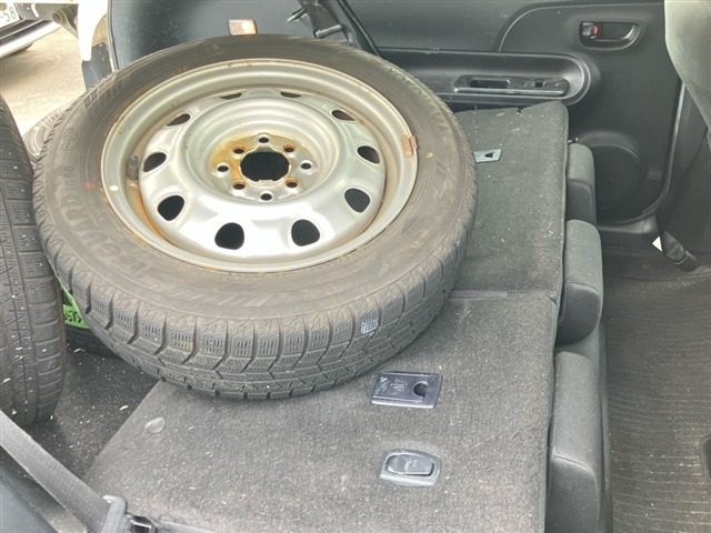 Toyota AQUA 2019 7956560-6