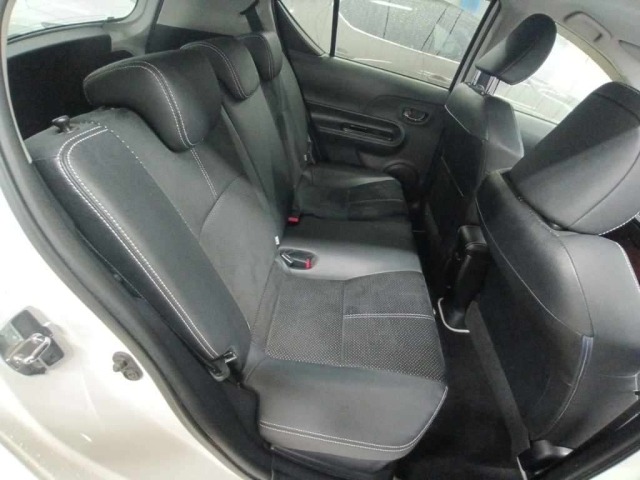 Toyota AQUA 2014 7956649-12
