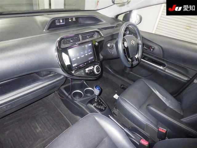 Toyota AQUA 2017 7956688-3