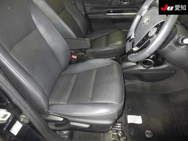 Toyota AQUA 2017 7956688-6