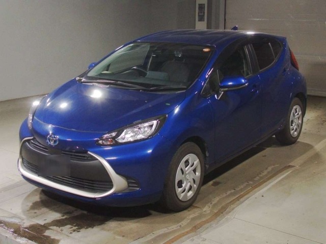 Toyota AQUA 2021 7956745-0