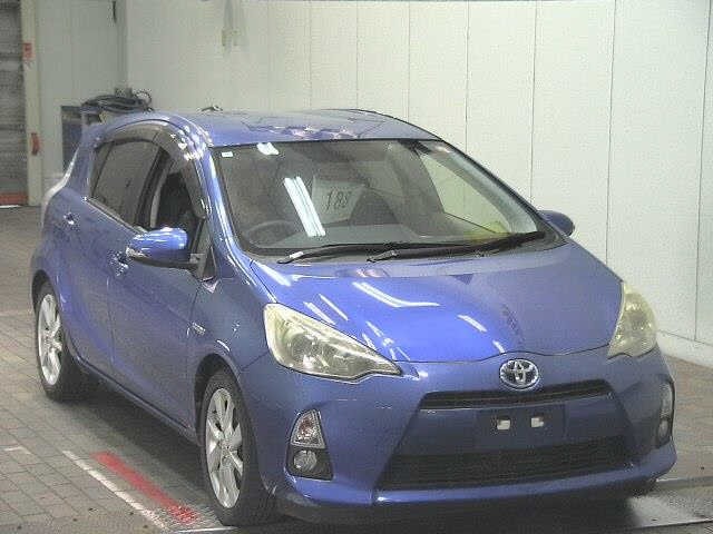 Toyota AQUA 2012 7956750-0