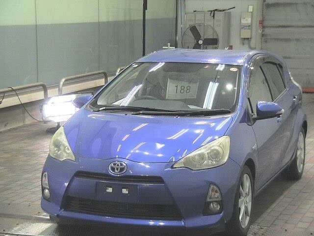 Toyota AQUA 2012 7956750-4