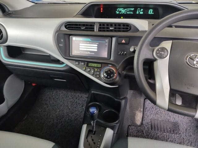 Toyota AQUA 2012 7956750-6