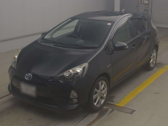Toyota AQUA 2014 7956805-0