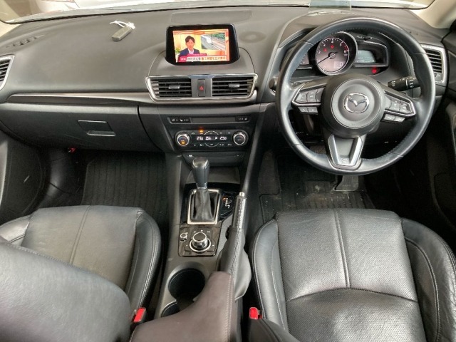 Mazda AXELA 2017 7951930-3