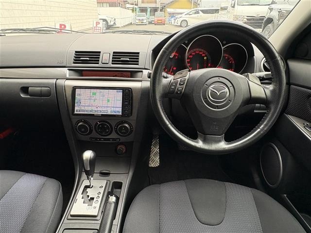 Mazda AXELA 2006 7952005-3
