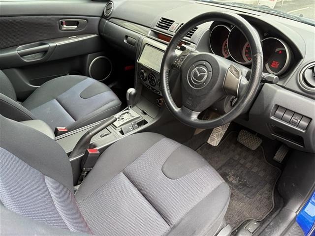 Mazda AXELA 2006 7952005-5
