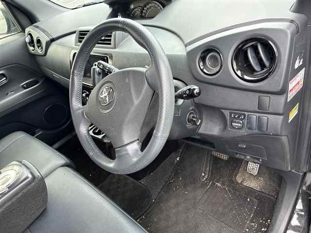 Toyota BB 2015 7945351-3
