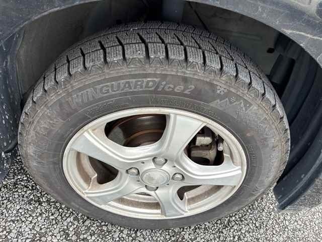 Toyota BB 2015 7945351-9