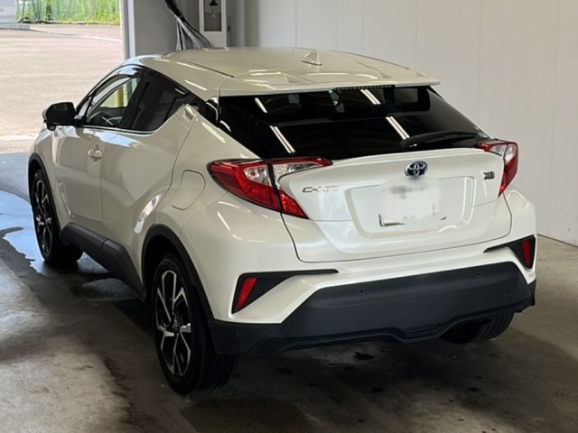 Toyota C-HR 2017 7957115-5