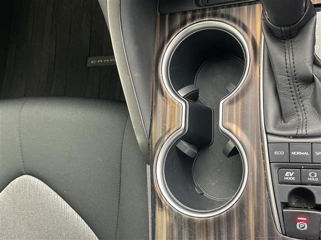 Toyota CAMRY 2017 7957536-2