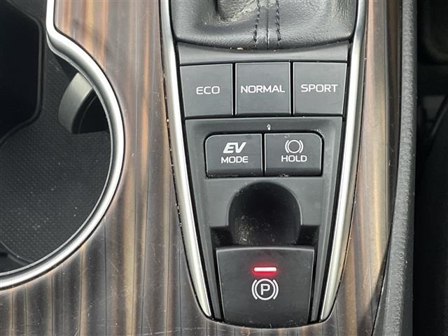 Toyota CAMRY 2017 7957536-4