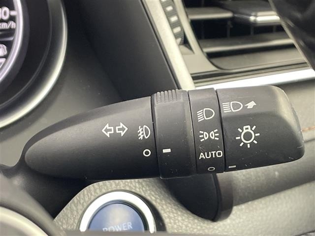 Toyota CAMRY 2017 7957536-7