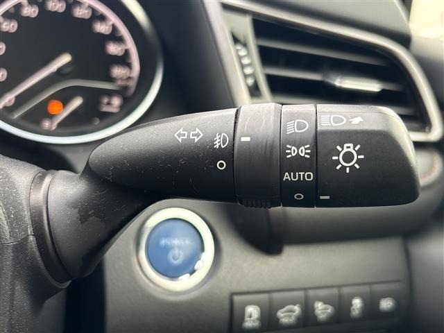 Toyota CAMRY 2018 7957550-12
