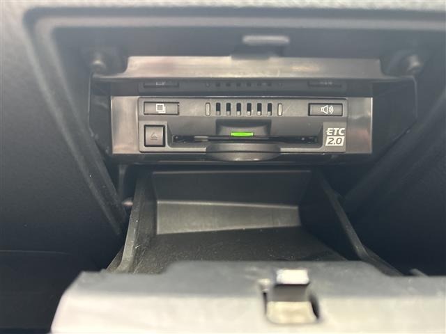 Toyota CAMRY 2018 7957550-7