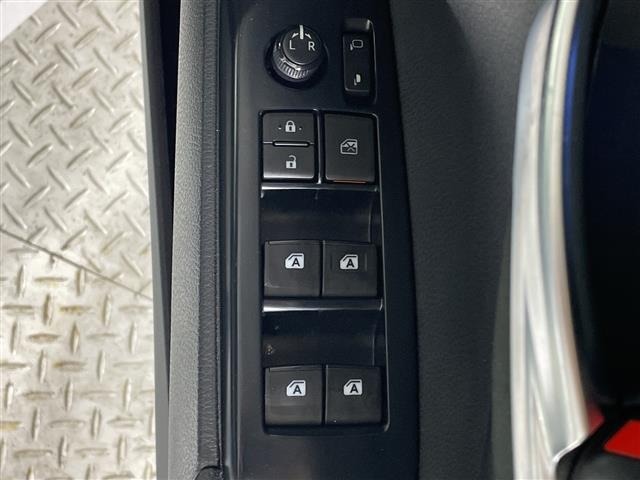 Toyota CAMRY 2018 7957562-10