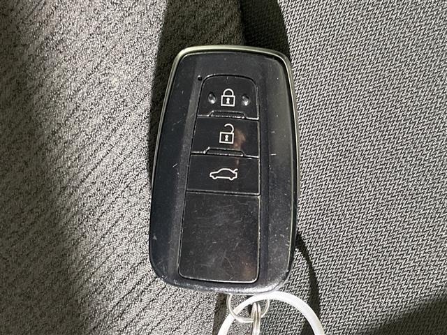 Toyota CAMRY 2018 7957562-11