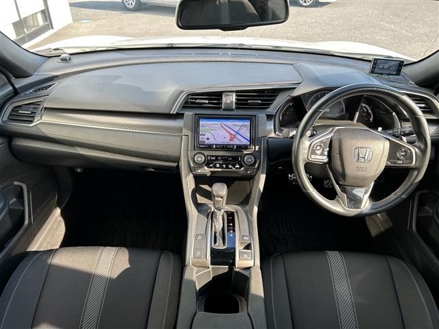 Honda CIVIC 2019 7949730-15