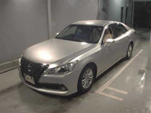 Toyota CROWN 2013 7957821-4