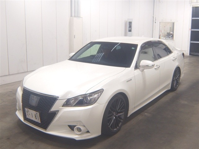 Toyota CROWN 2016 7957943-4