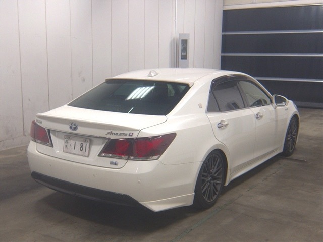 Toyota CROWN 2016 7957943-5