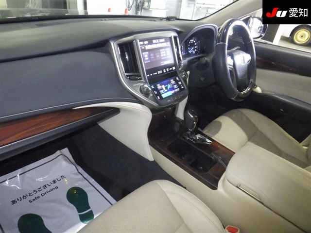 Toyota CROWN 2013 7957959-3