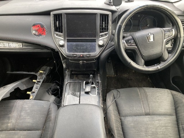 Toyota CROWN 2013 7957976-3
