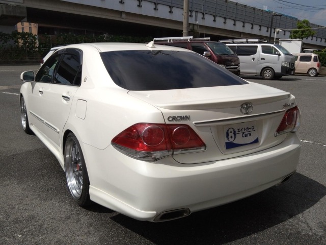 Toyota CROWN 2011 7958040-1