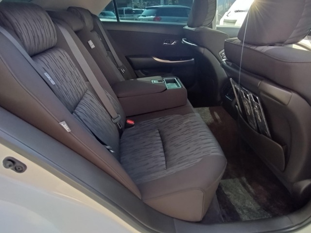 Toyota CROWN 2011 7958040-4