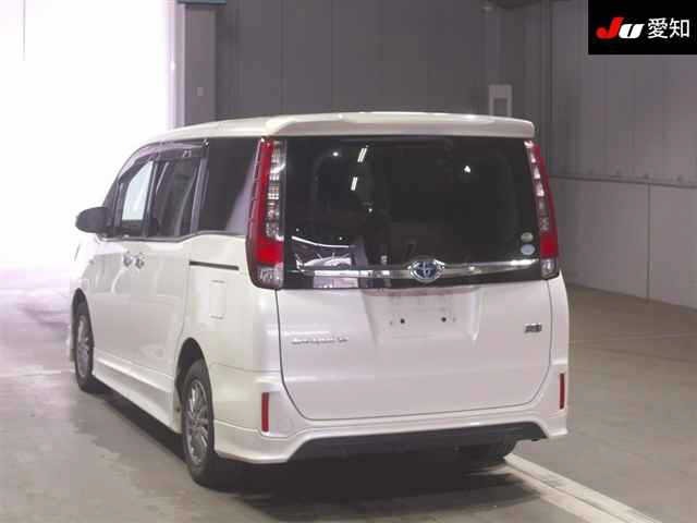 Toyota ESQUIRE 2015 7965289-1
