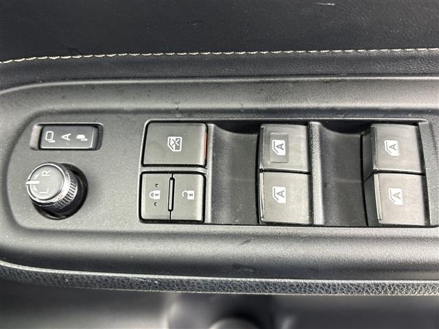 Toyota ESQUIRE 2016 7966297-1