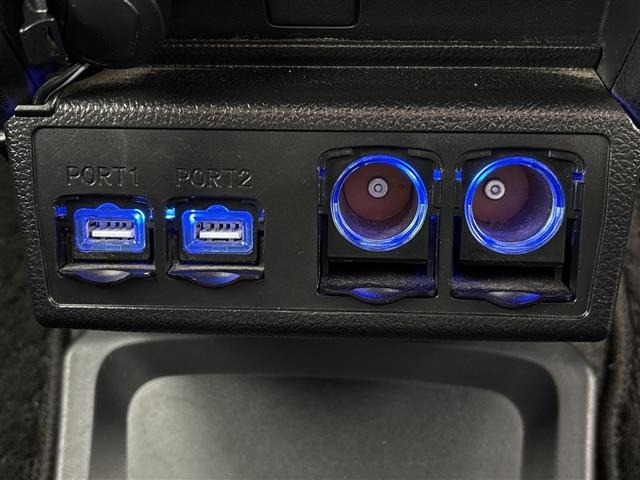Toyota ESQUIRE 2016 7966297-6