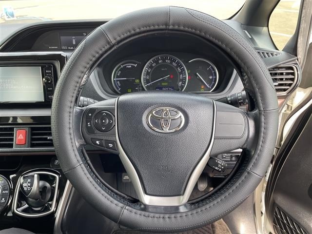 Toyota ESQUIRE 2016 7966298-1