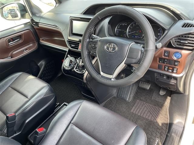 Toyota ESQUIRE 2016 7966298-6