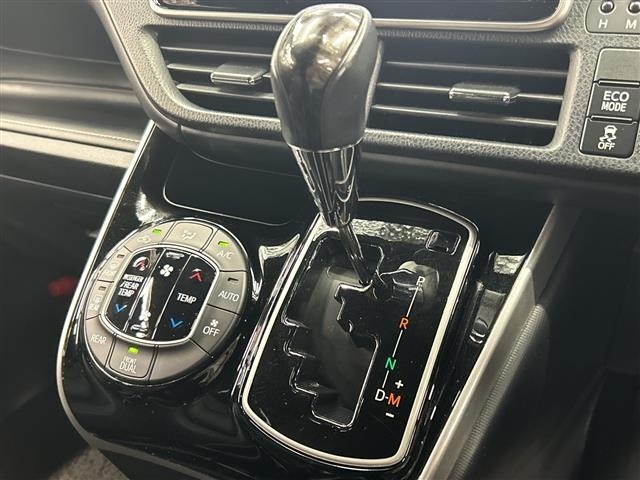 Toyota ESQUIRE 2019 7966314-1
