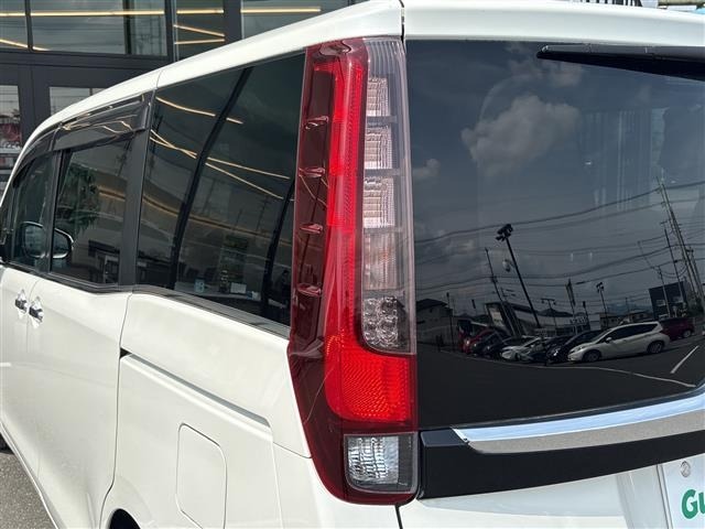Toyota ESQUIRE 2015 7966315-13