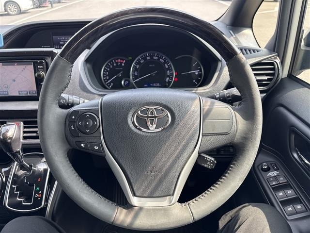 Toyota ESQUIRE 2015 7966315-3