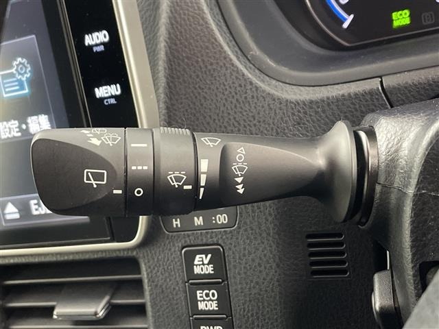 Toyota ESQUIRE 2018 7966366-6