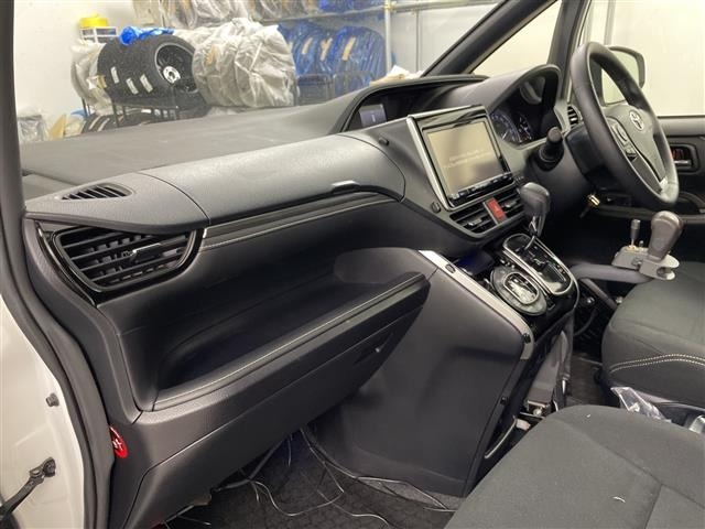 Toyota ESQUIRE 2015 7966380-6