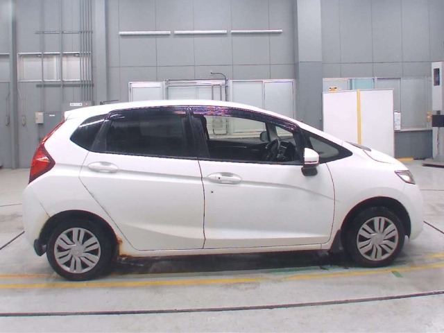 Honda FIT 2015 7945963-3