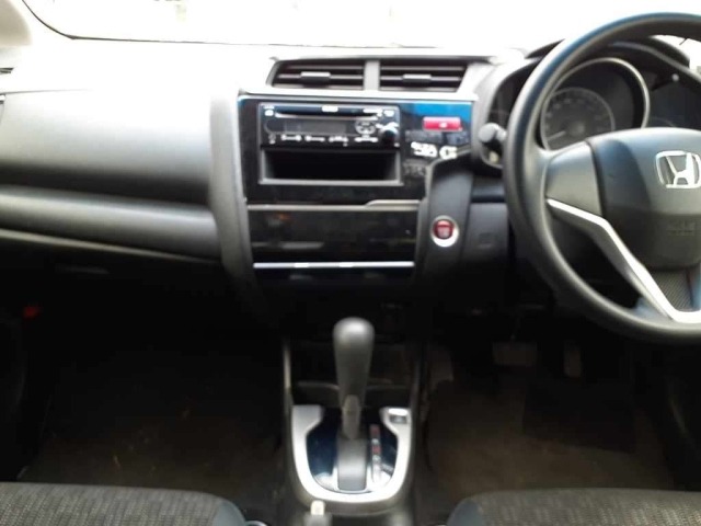Honda FIT 2015 7945963-9