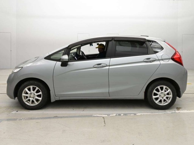 Honda FIT 2015 7946057-4