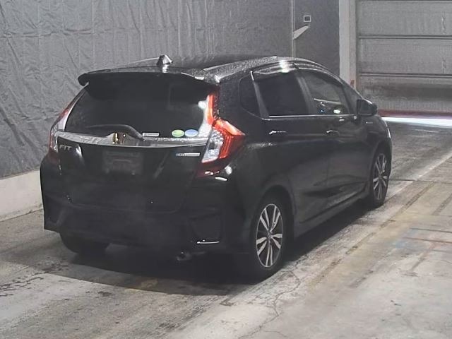 Honda FIT 2016 7946093-1